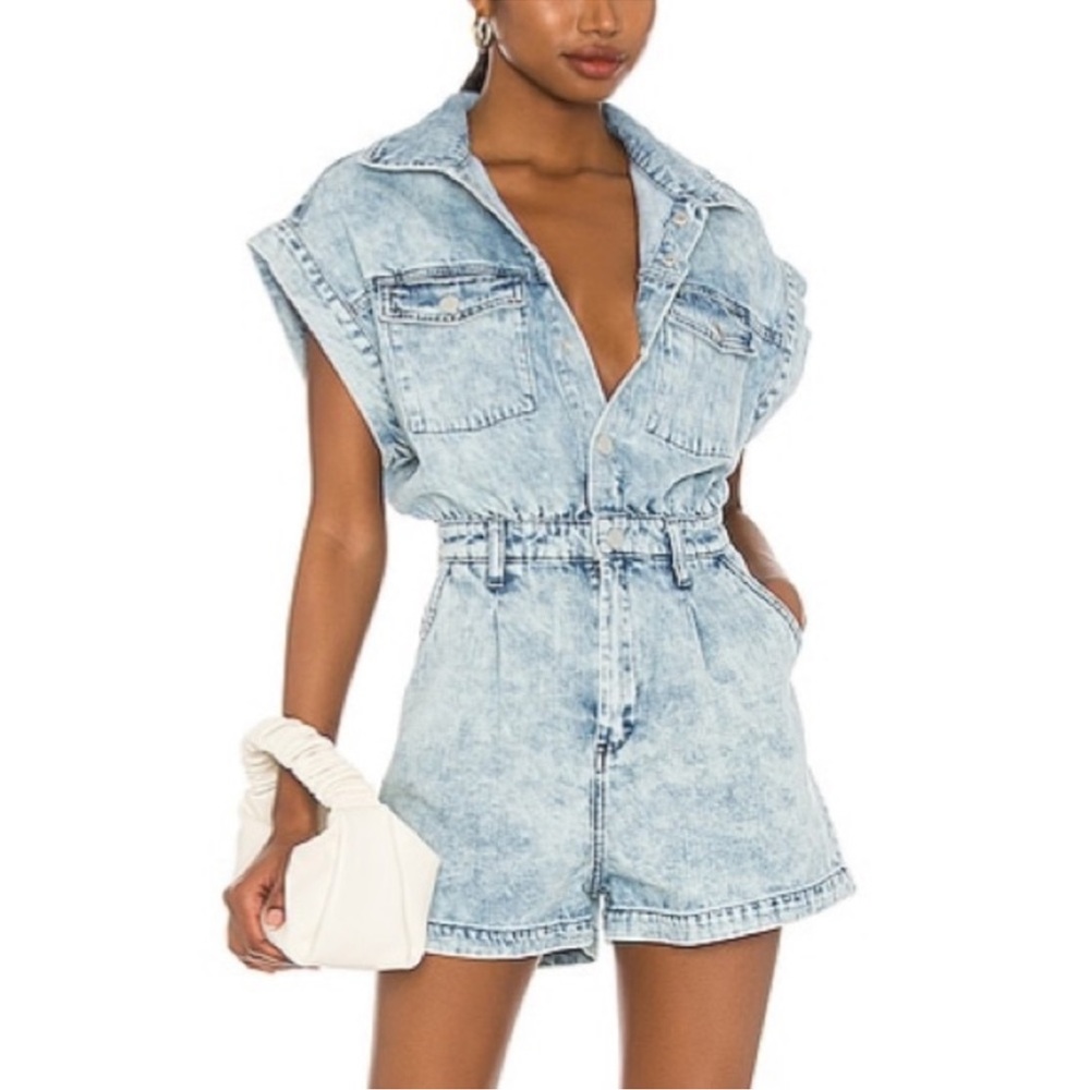 New BLANK NYC Blue Denim Romper Size Medium Cotton in Head Backstage